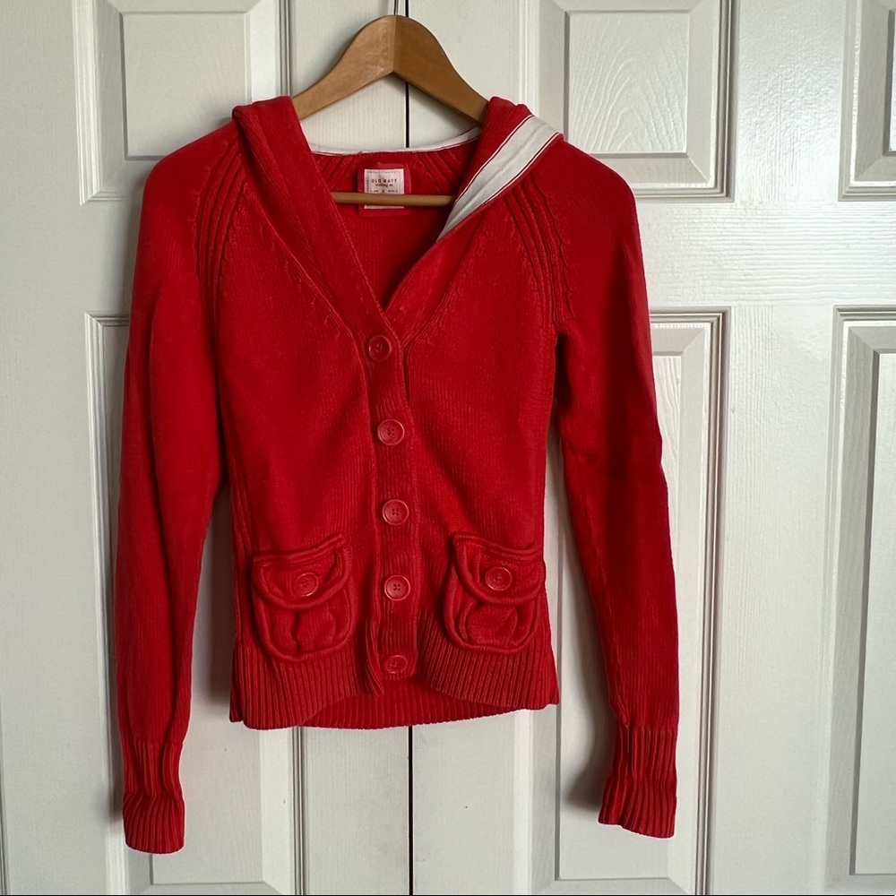 Old Navy Cardigan in Deep Coral Size Medium